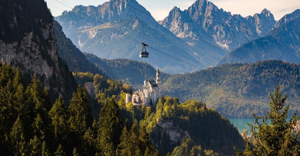 23 Neu Erbaute Ferienwohnung Mit Schloss- Und Panoramablick Halblech Exteriör bild