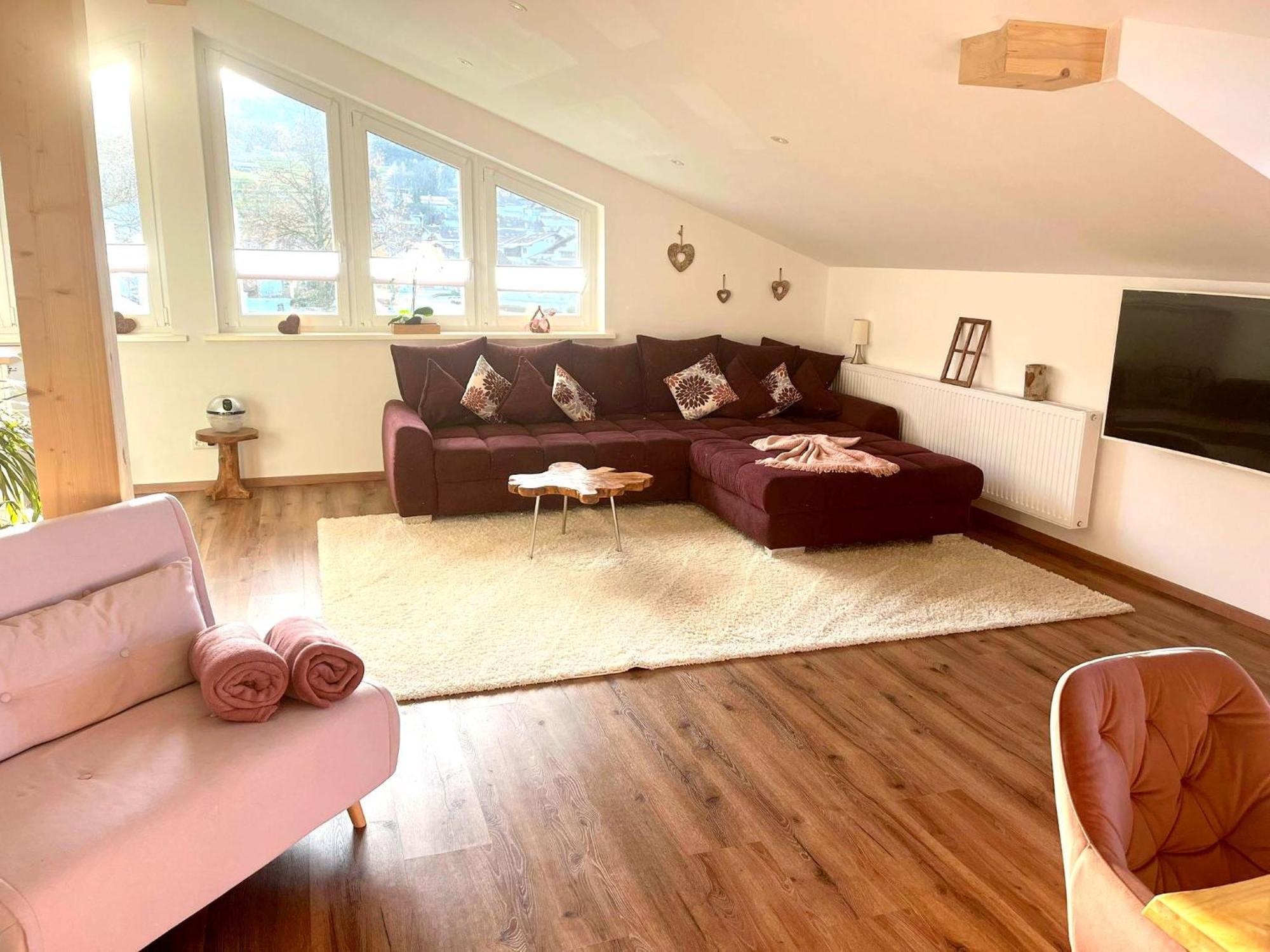 23 Neu Erbaute Ferienwohnung Mit Schloss- Und Panoramablick Halblech Exteriör bild